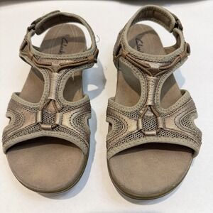 Clarks Women's Leather Upper Comfort Walking Sandals‎ 6.5 M Hook & Loop
